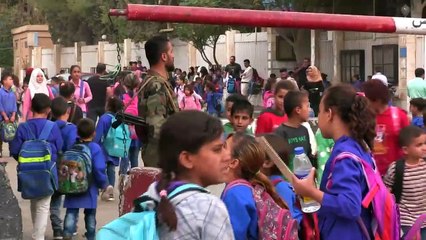 Kurdische Kinder in Syrien und ihr komplizierter Schulweg