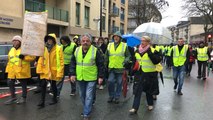 Les Gilets jaunes manifestent en ville