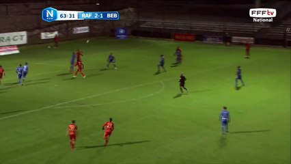 Coup franc qui traîne dans la surface !