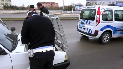 Plakasız modifiyeli araca 2 bin 808 lira ceza ve trafikten men
