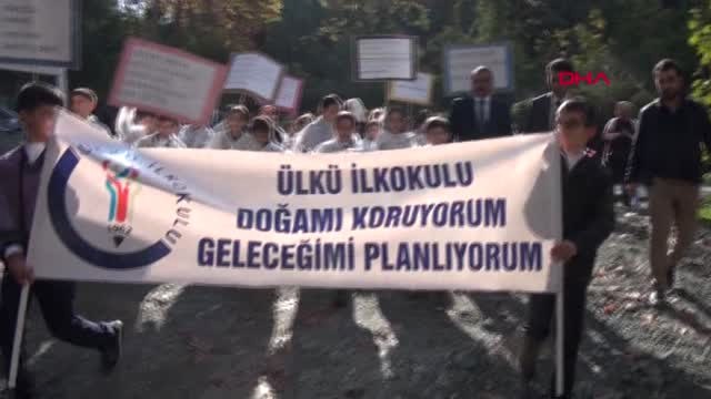 Öğrenciler, Karaçay Vadisi'nde Çevre Temizliği Yaptı