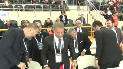 Ahmet Ağaoğlu ve Yönetim Kurulu Mali ve İdari Yönden İbra Edildi