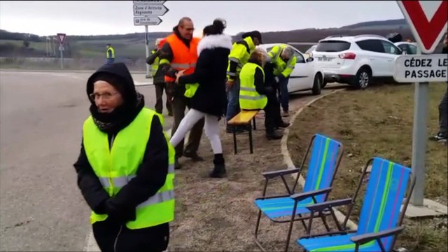 Pont-à-Mousson Un brin de danse gilet jaune pour se réchauffer devant les automobilistes