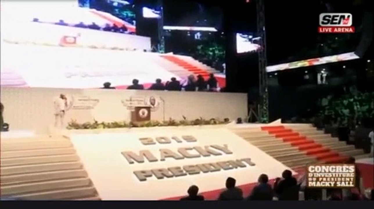 (Vidéo) Dakar Arena: Youssou Ndour fait danser Mariéme Faye et Macky....