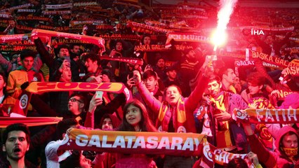 Galatasaray, taraftarı önünde derbi hazırlıklarını tamamladı