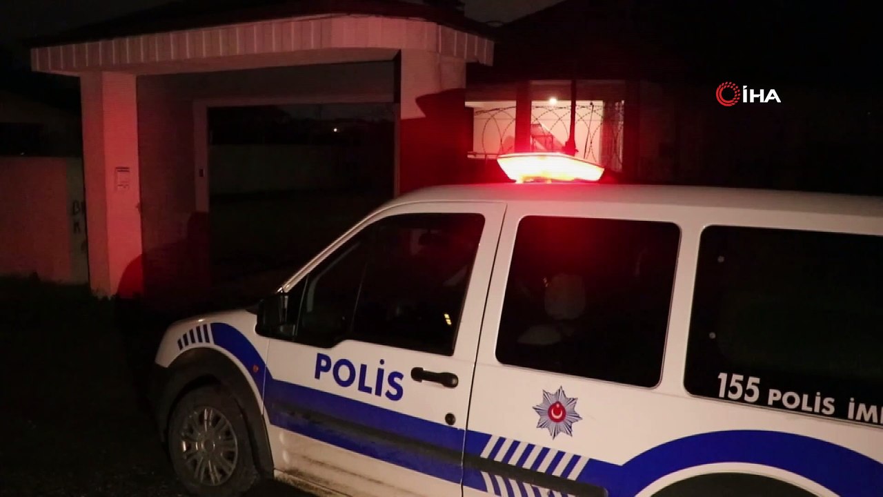 Hayatından endişe edilen şahıs, evin önüne gelen ekiplere ateş açtı