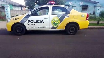 Condutor destrói muro de casa no Presidente e foge