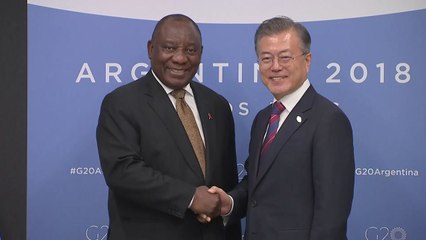 문 대통령, 3개국 연쇄 회담..."핵 폐기 경험 살려 北 설득 해달라" / YTN