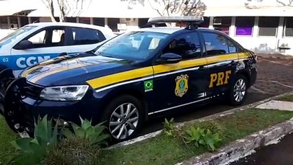 Caminhoneiro é detido pela PRF por embriaguez