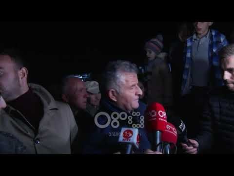 Ora News - Banorët përplasen me policinë, shoqërohen disa protestues të Unazës së Re