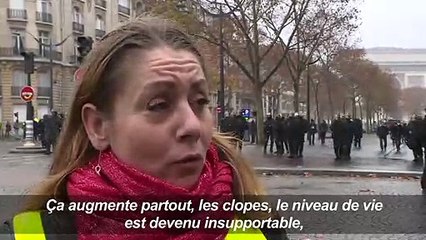 "Gilets jaunes": violences autour des Champs-Elysées