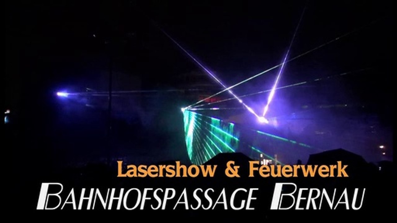 Lasershow & Feuerwerk der Bahnhofspassage Bernau