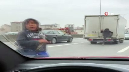 Çocukların tehlikeli yolculuğu kamerada