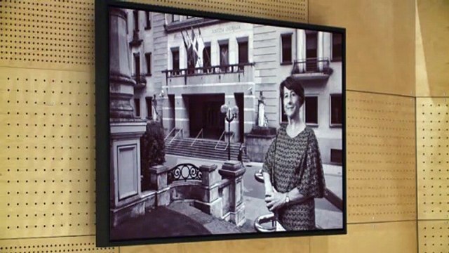 'Womenbi', la exposición fotográfica que pretende terminar con estereotipos