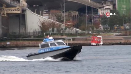 Haliç Metro Köprüsünde İntihar Girişimi