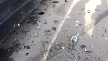 Otomobil Ters Şeritte Park Halindeki Kamyonete Çarptı: 1 Yaralı