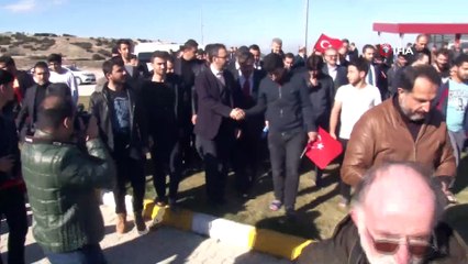 Üniversiteli gençler çaya davet etti, bakanlar kırmadı