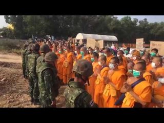 ทหาร – พระวัดพระธรรมกาย เผชิญหน้า หน้าอาคารบุญรักษา