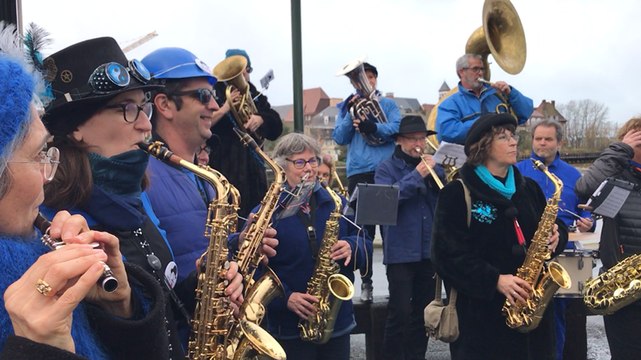 La fanfare Satie’s faction à la Fête de la coquille