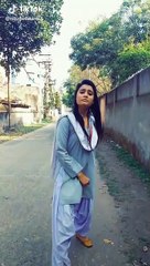 Itna Gusa Larki pagal ho gai ha