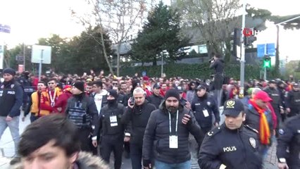 Galatasaray Taraftarı Vodafone Park'a Ulaştı