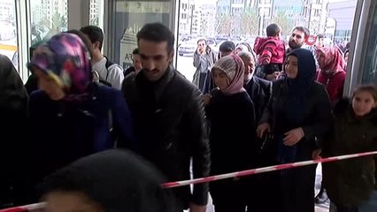 Şanlıurfa'da Kitap Fuarı Ziyaretçi Akınına Uğradı