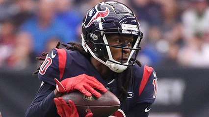 DeAndre Hopkins darts across middle for 29-yard catch-and-run