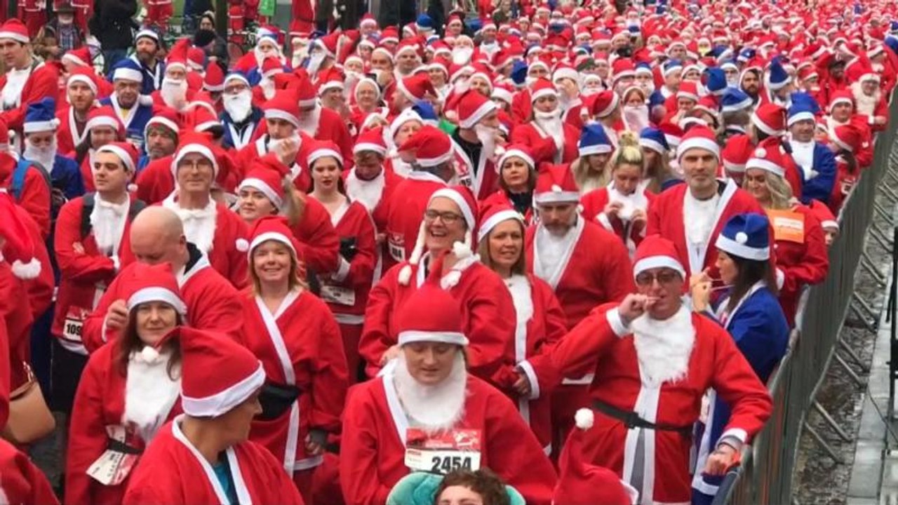 Vorweihnachtlicher Lauf: Santa-Race in Liverpool