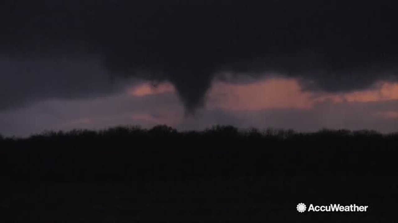 Ominous tornado caught swirling during dusk
