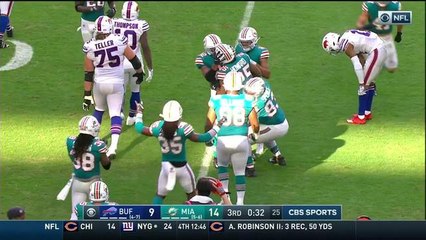 Xavien Howard reads Allen perfectly for second INT