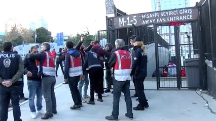 Spor Galatasaraylı Taraftarlar, Vodafone Park'a Geldi