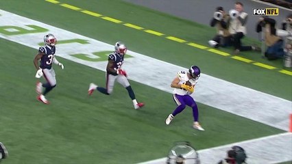 Cousins floats pinpoint pass to Thielen for TD