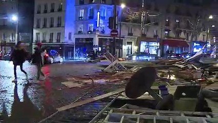 Macron reagiert mit Härte auf "Gelbwesten"-Proteste