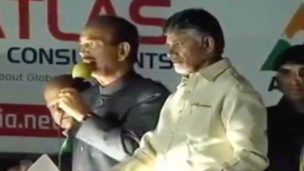 AP CM Naidu, Congress leader Ghulam Azad conduct road show in Hyderabad | OneIndia News