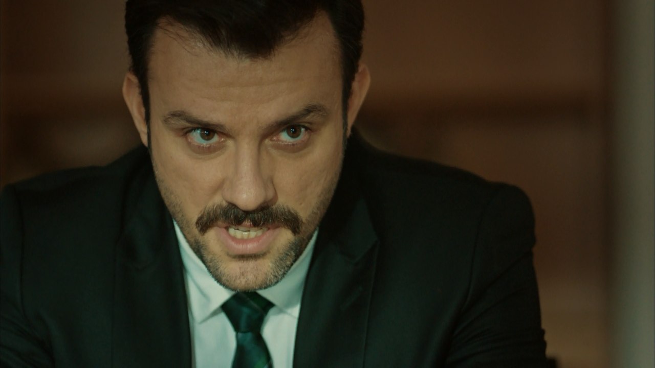 İstanbullu Gelin 64. Bölüm Fikret Küplere Bindi