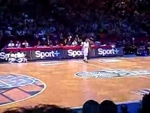 All Star Game 07, Dunk Contest, Guy Dupuy Dunk #2