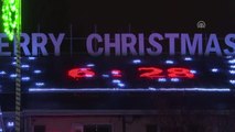 Noel Işıkları ABD'li Çifte Her Gece 3 Bin Dolar Ceza Kestiriyor - New