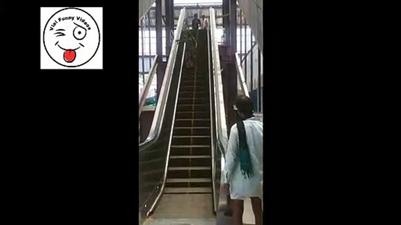 Escalator Funny moment