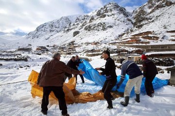Varille Yapılan Minare, Çığdan Zarar Görmesin Diye 10 Yıldır Yere Yatırılıyor