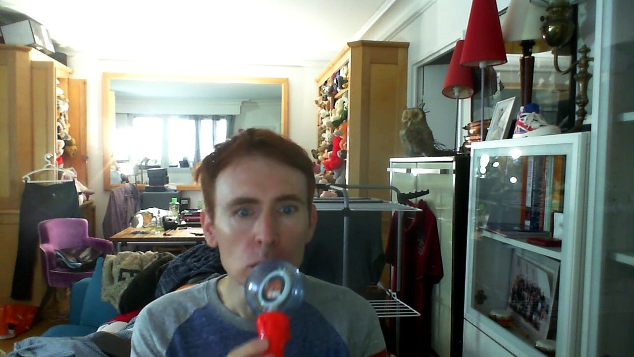 Wiwi égratigne "crou anthem" de Stupeflip