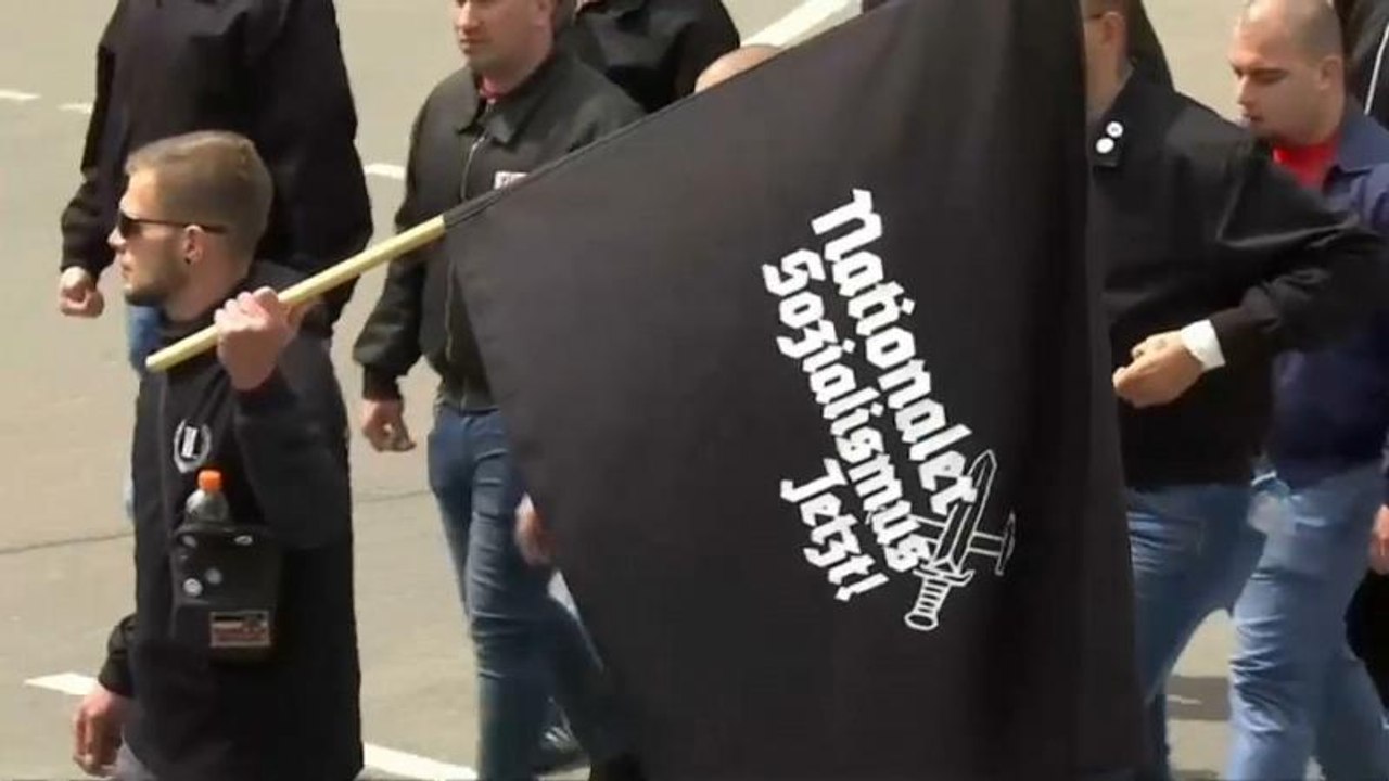 Rund 470 Neonazis sind in Deutschland untergetaucht
