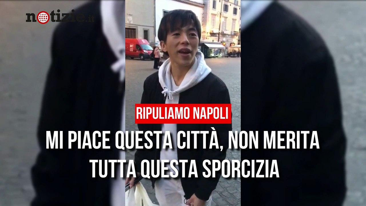 "Questa città non merita di essere sporca" Il giovane giapponese ripulisce Napoli | Notizie.it
