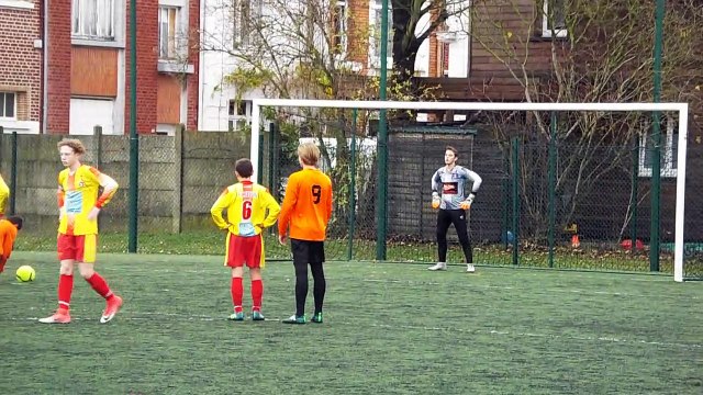 Championnat U16 D1. LAMBERSART - SECLIN : 6 - 0 (3-0)