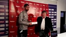 Míchel Recibe el Premio al Mejor Jugador del Real Valladolid en Noviembre