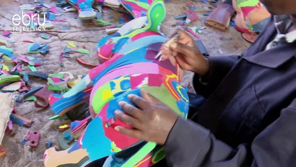 Ocean Sole Recycles Slippers In To Art