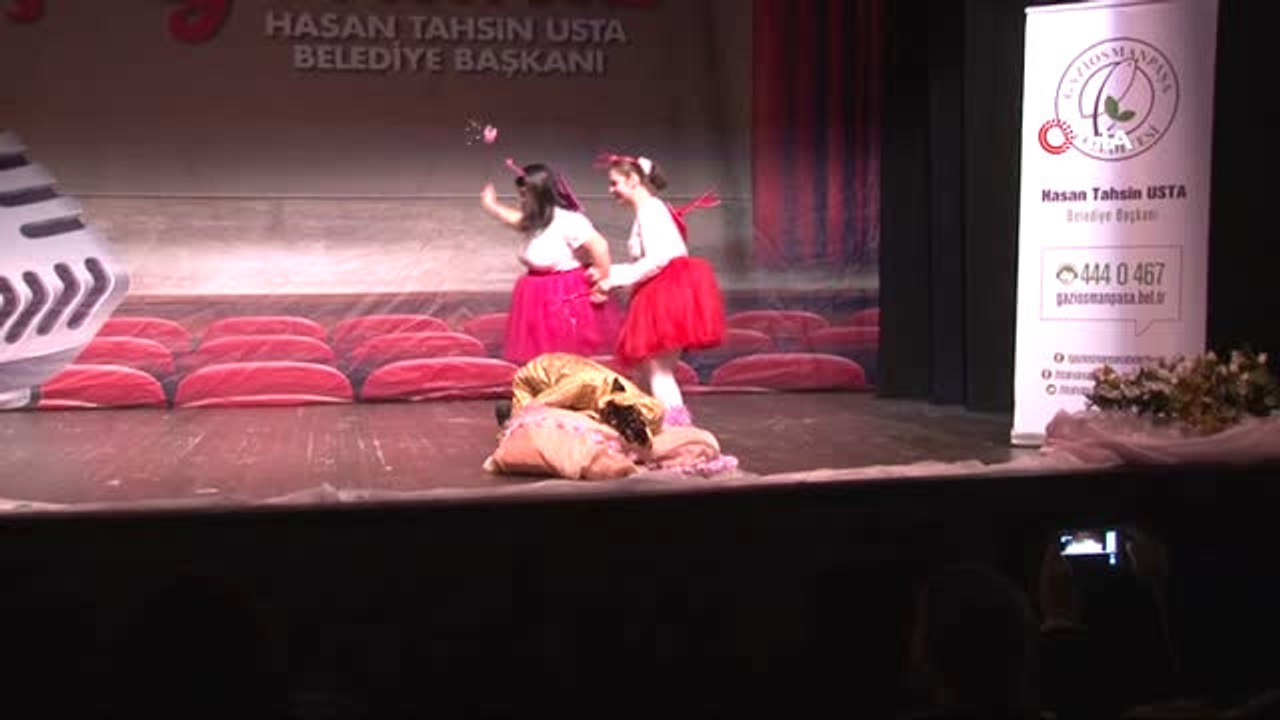 Gaziosmanpaşa'nın En Özel Öğrencileri 'Engel Tanımayan' Gösterileriyle Büyük Beğeni Topladı
