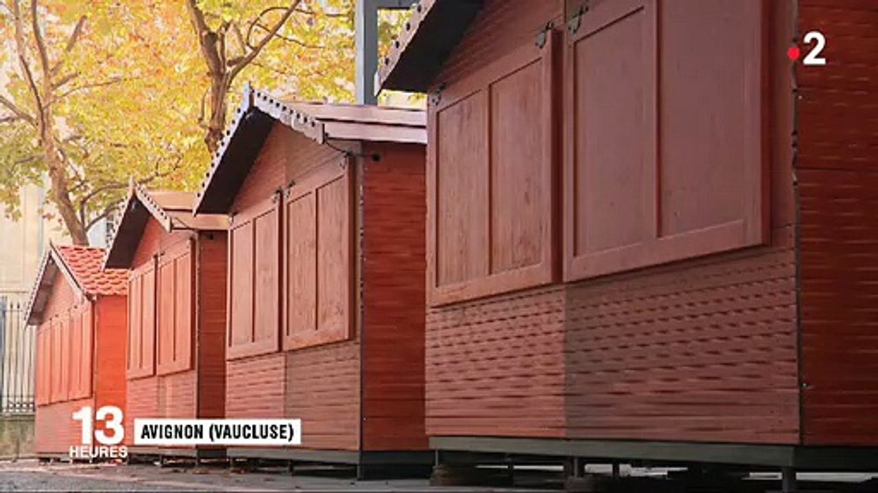 Gilets Jaunes: Le marché de Noël d'Avignon annu...