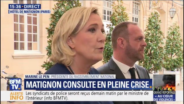 Consultation à Matignon: Marine Le Pen affirme qu' il faut immédiatement annoncer la suppression des taxes sur l'essence et le gasoil