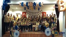 İşitme Engelli Öğrenciler Fenerbahçe Marşı'nı Hem Çaldı Hem Söyledi
