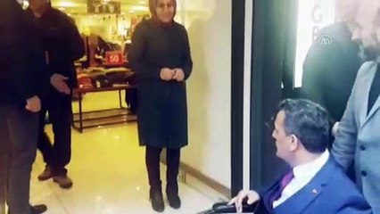 'Engelsiz yürüyüşe' katılan Vali tekerlekli sandalye kullandı - SAMSUN